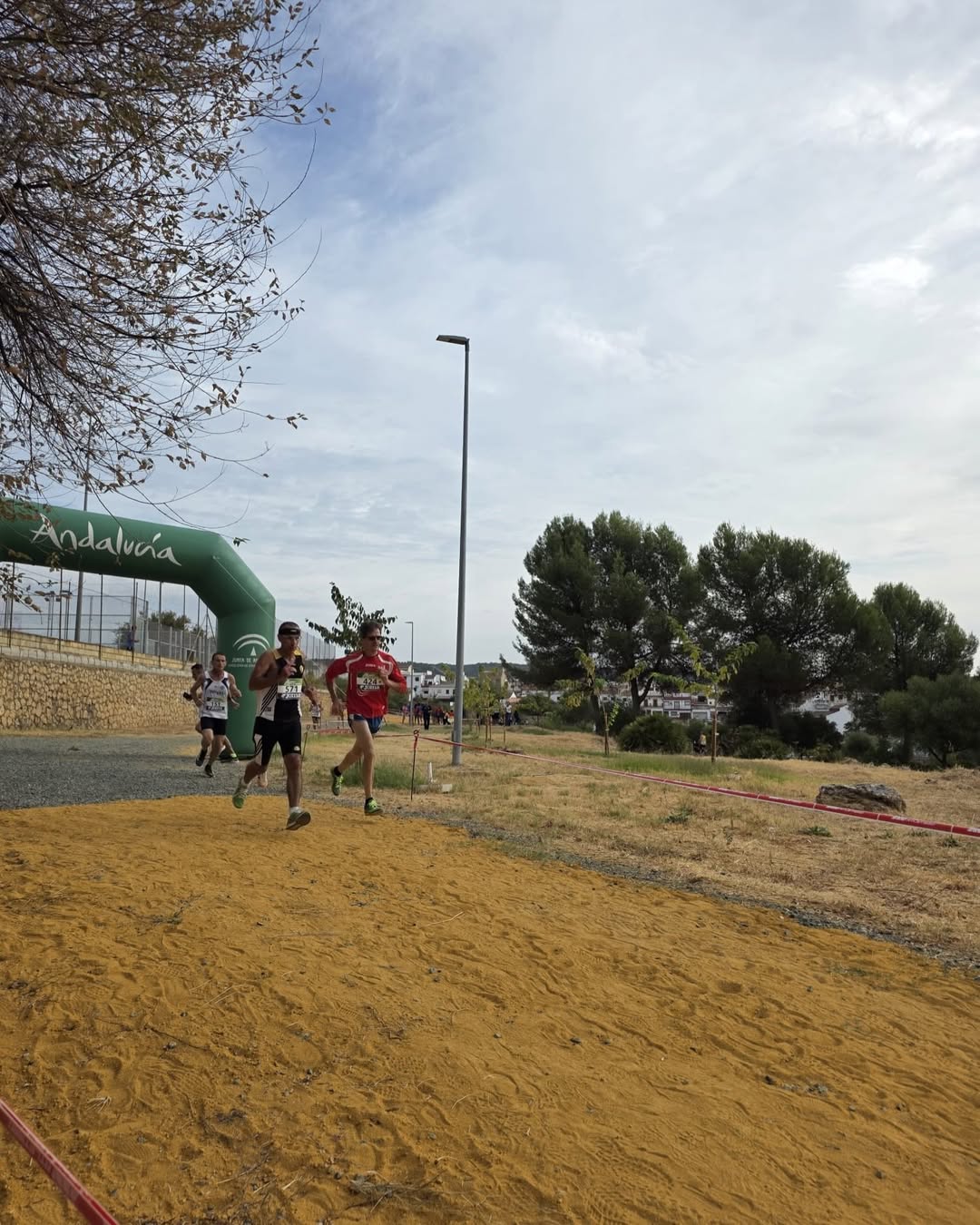 Francisco Aragón competint al Campionat d’Espanya Màster de cros a Hornachuelos